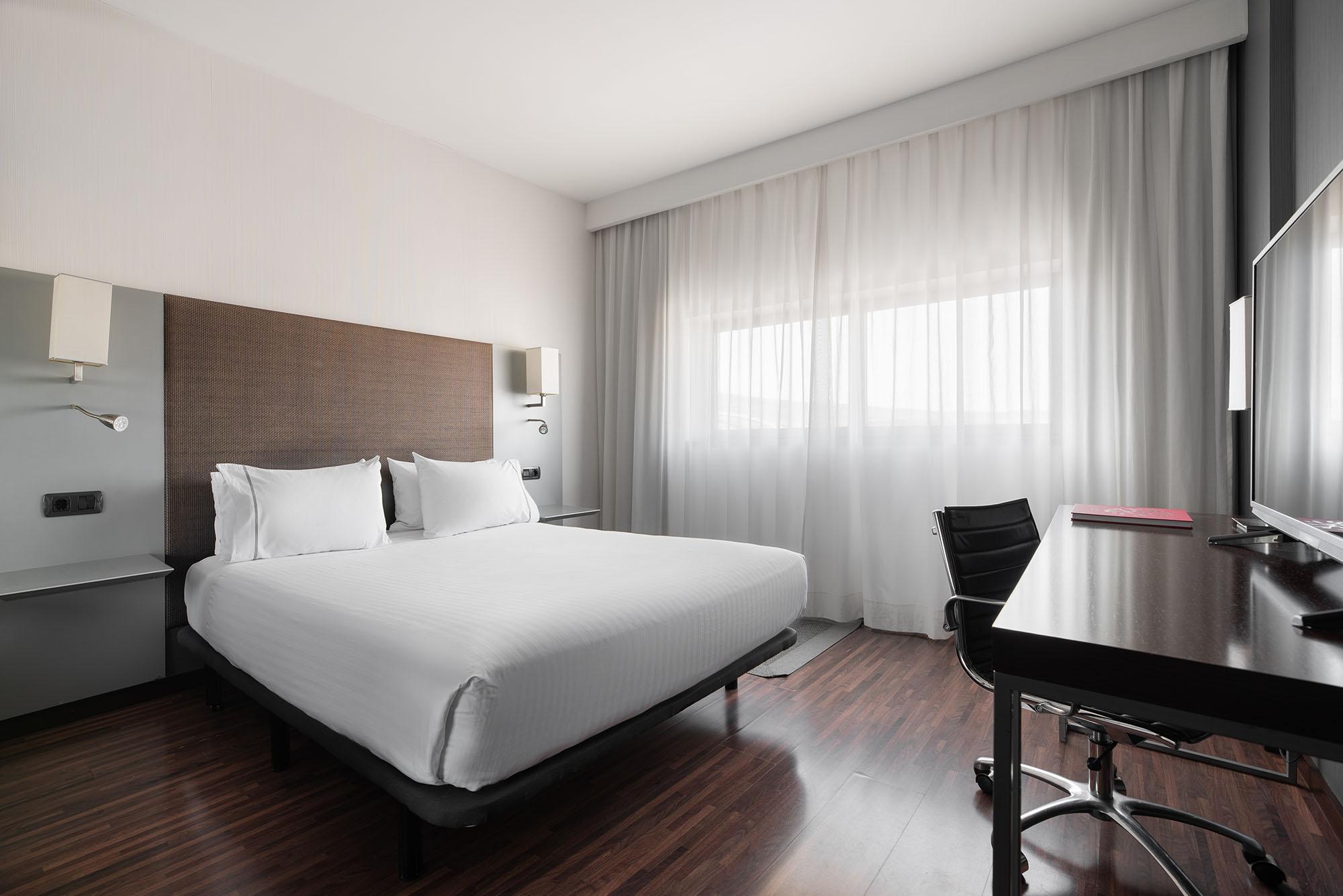 Exe Zizur Pamplona Hotel Zizur Mayor Exterior foto